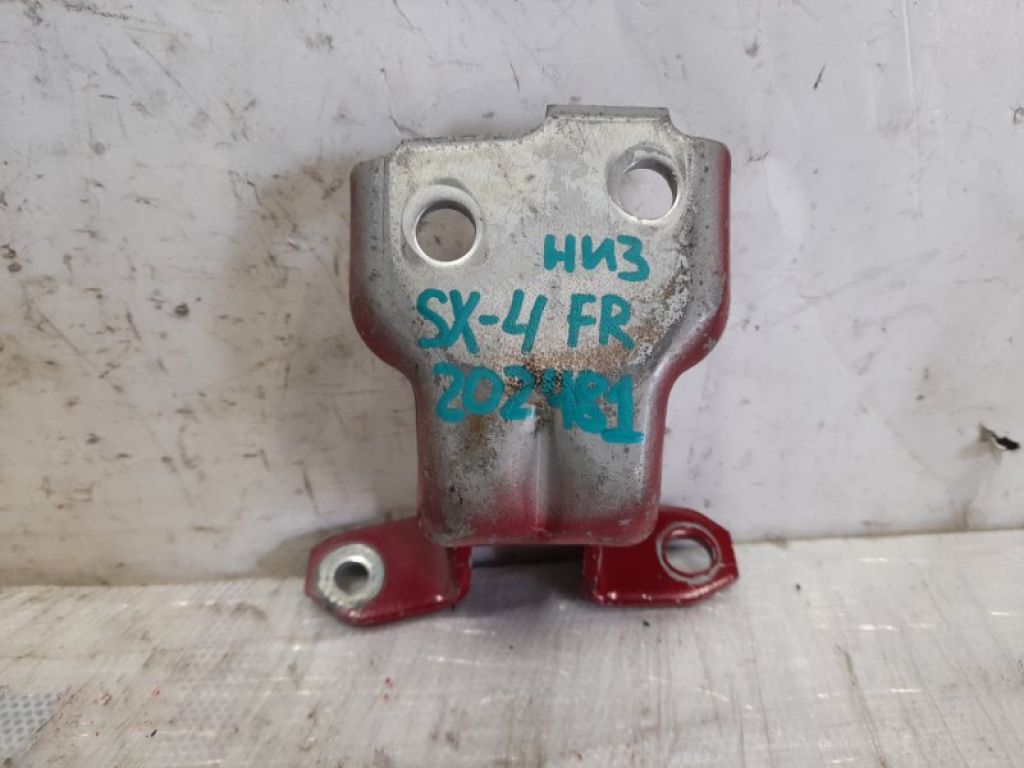 69310-63J00 | Петля двері нижня передн. прав. SUZUKI SX4 06-13