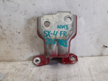 Петля двері нижня передн. прав. SUZUKI SX4 06-13