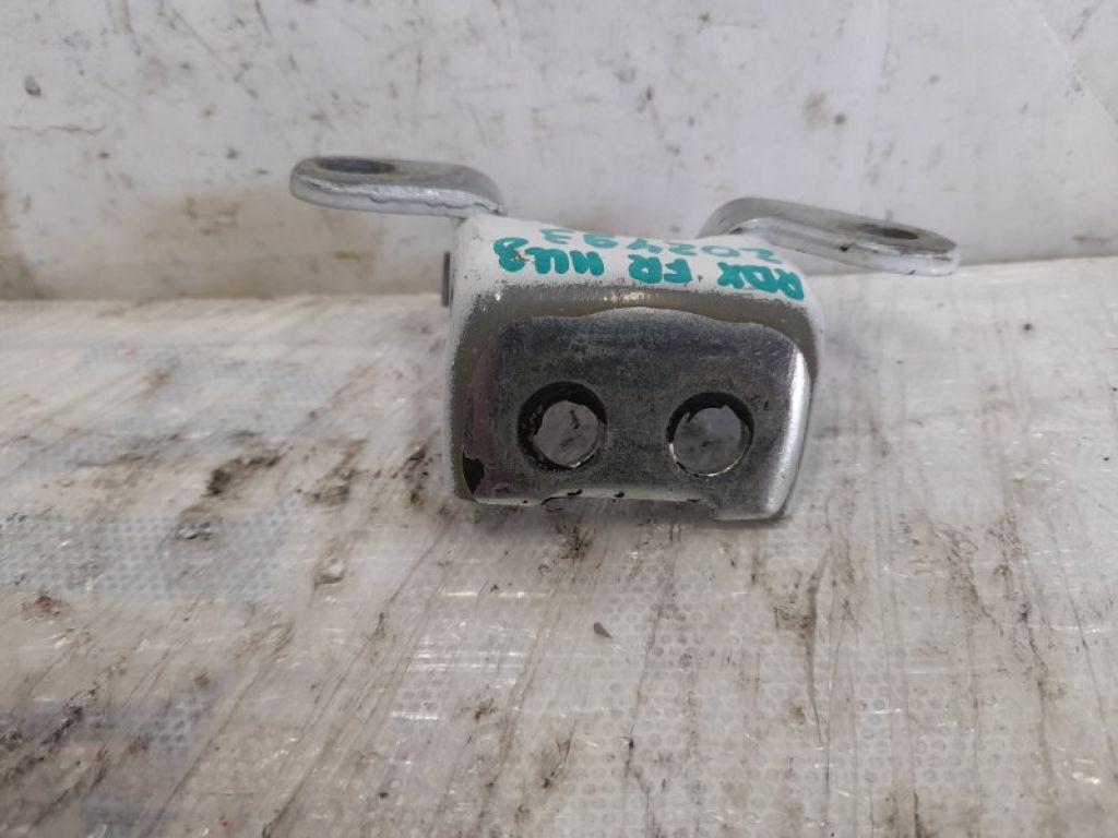 67420-STK-A01ZZ | Петля двері нижня передн. прав. ACURA RDX 06-12 - Фото 3