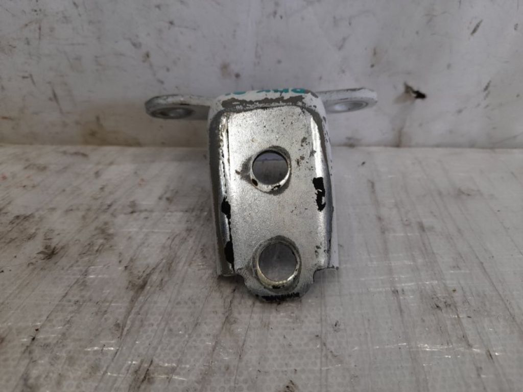 67960-TX4-H02ZZ | Петля двері нижня задн. лів. ACURA RDX 06-12 - Фото 3