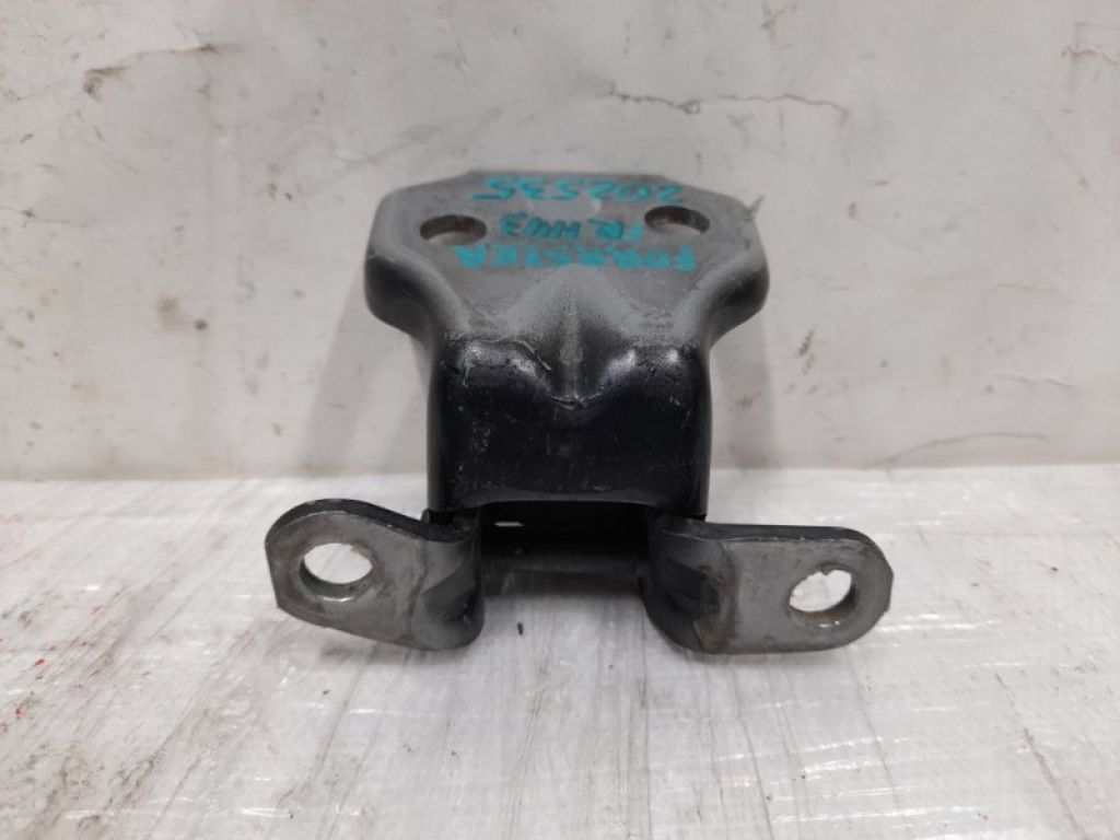 60079FA012 | Петля двери нижняя передн. прав. SUBARU FORESTER SG 02-07
