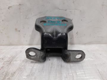 Петля двери нижняя передн. прав. SUBARU FORESTER SG 02-07