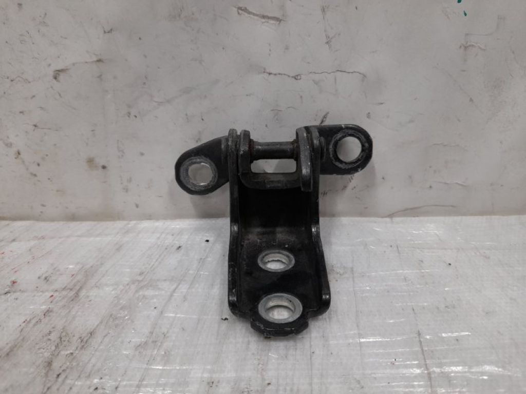 67920-SNE-A01ZZ | Петля двери нижняя задн. прав. ACURA RDX 06-12 - Фото 2