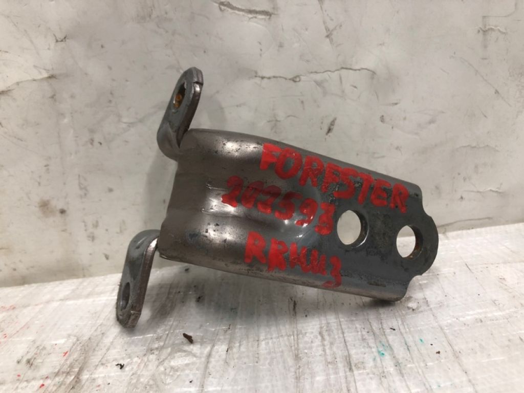 60479FG020 | Петля двери нижняя задн. прав. SUBARU FORESTER 12-19
