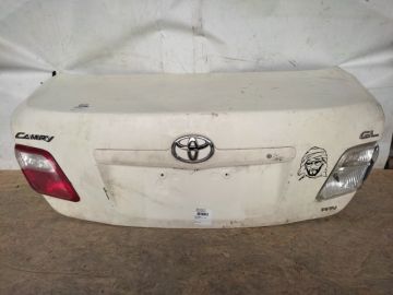 Кришка багажника TOYOTA CAMRY 40 06-11