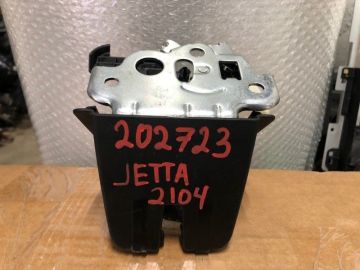 Замок кришки багажника VOLKSWAGEN JETTA USA 10-17