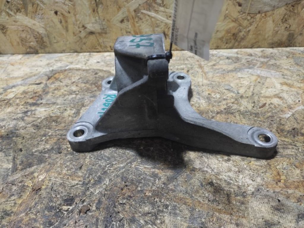 39780-JG32C | Кронштейн проміжного валу прав. NISSAN ROGUE 08-15 - Фото 5