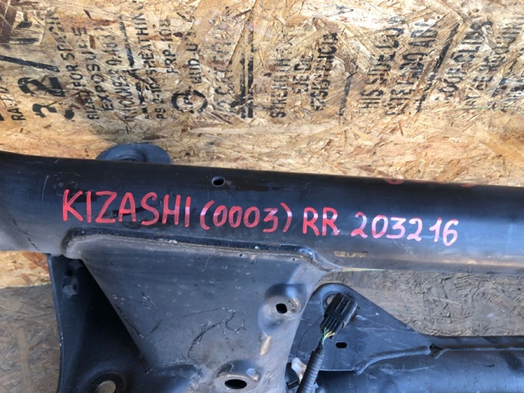 46700-57L00 | Балка задней подвески SUZUKI KIZASHI 09-14 - Фото 2