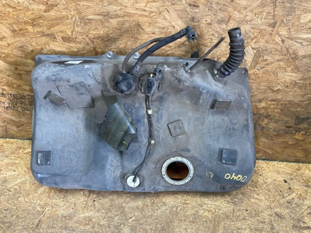 77001-06060 | Топливный бак TOYOTA CAMRY 30 02-06