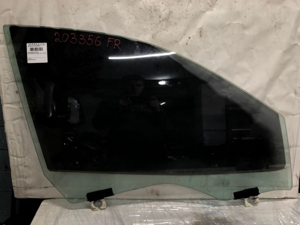 68104584AB | Стекло двери передн. прав. JEEP CHEROKEE 14-