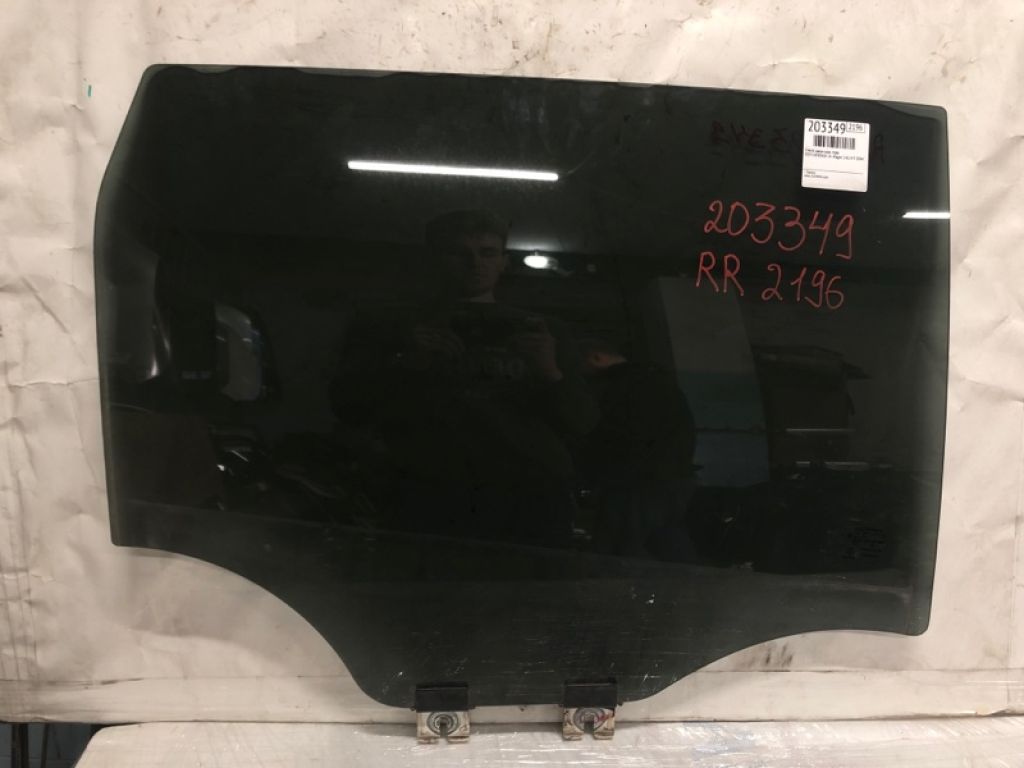 68104620AC | Стекло двери задн. прав. JEEP CHEROKEE 14-