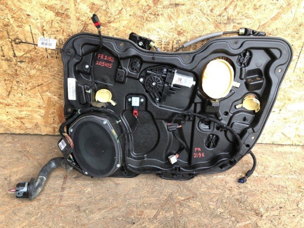 68227254AA | Склопідйомник передн. прав. JEEP CHEROKEE 14-