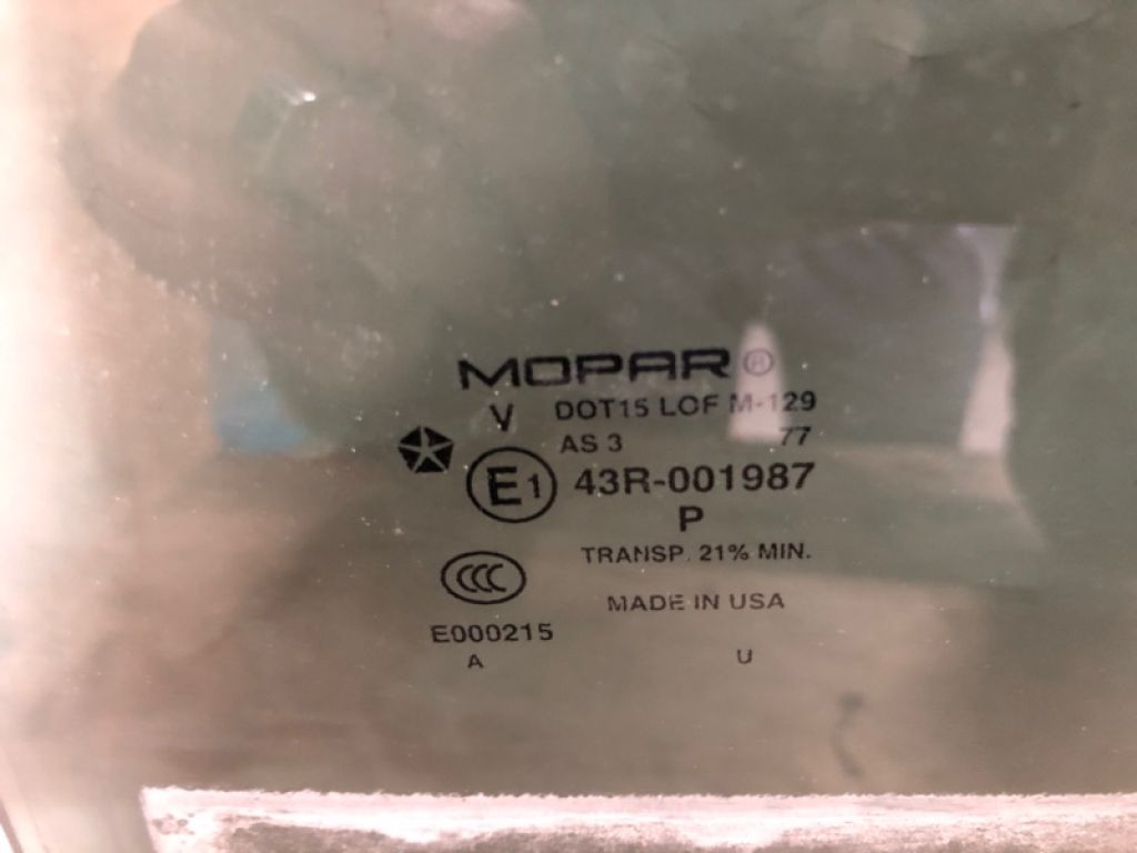 68104621AC | Скло дверей задн. лів. JEEP CHEROKEE 14- - Фото 3