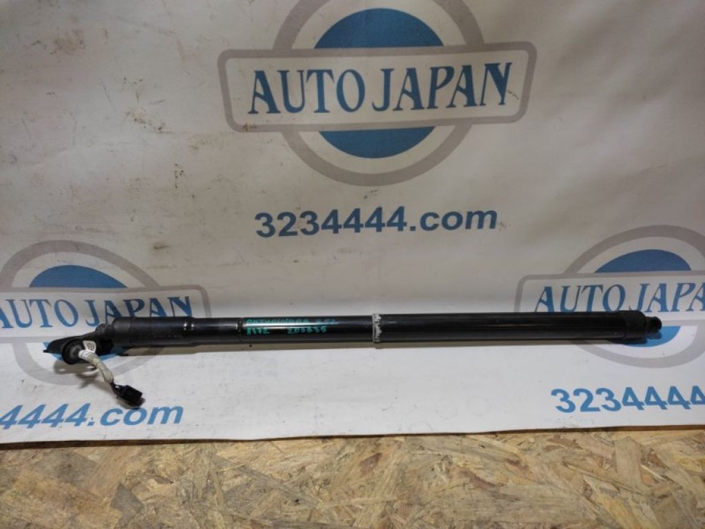 90560-3KA0A | Амортизатор кришки багажника NISSAN PATHFINDER R52 12-21