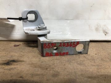 Петля двері верхня задн. лів. FORD FOCUS 10-18