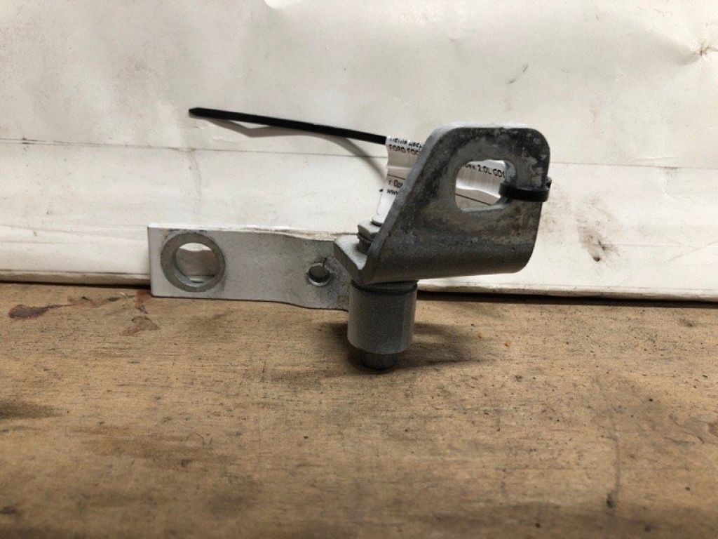 CP9Z-5422801-A | Петля двері верхня задн. лів. FORD FOCUS 10-18 - Фото 2