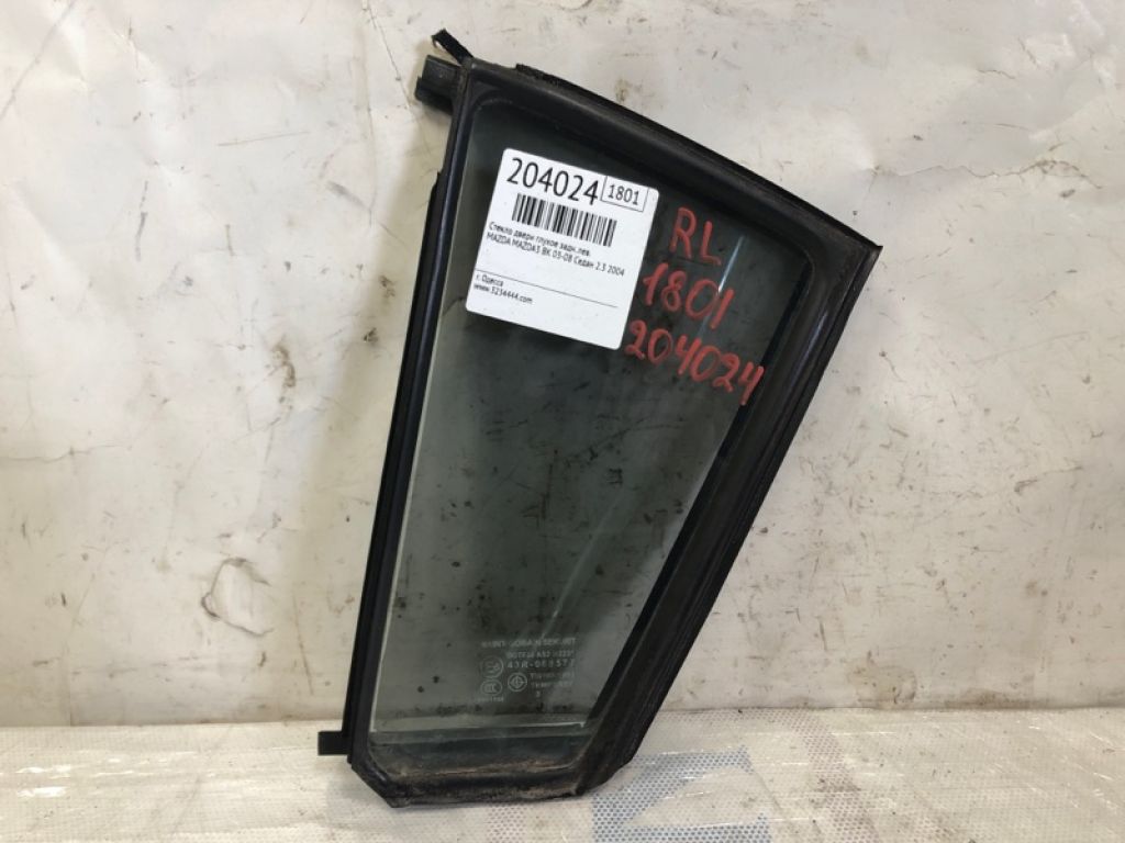 BN8V-73-661A | Скло дверей глухе задн. лів. MAZDA 3 BK 03-08