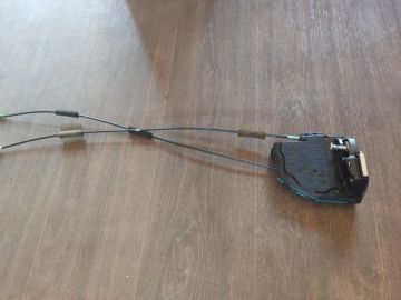 Замок двері задн. прав. TOYOTA CAMRY 40 06-11