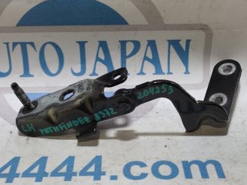 Петля кришки багажника лів. NISSAN PATHFINDER R52 12-21