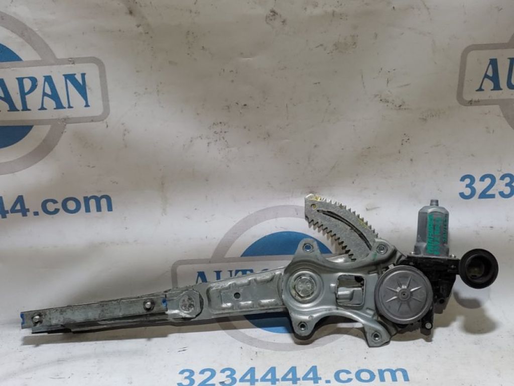 82721-3KA0A | Склопідйомник задн. лів. NISSAN PATHFINDER R52 12-21