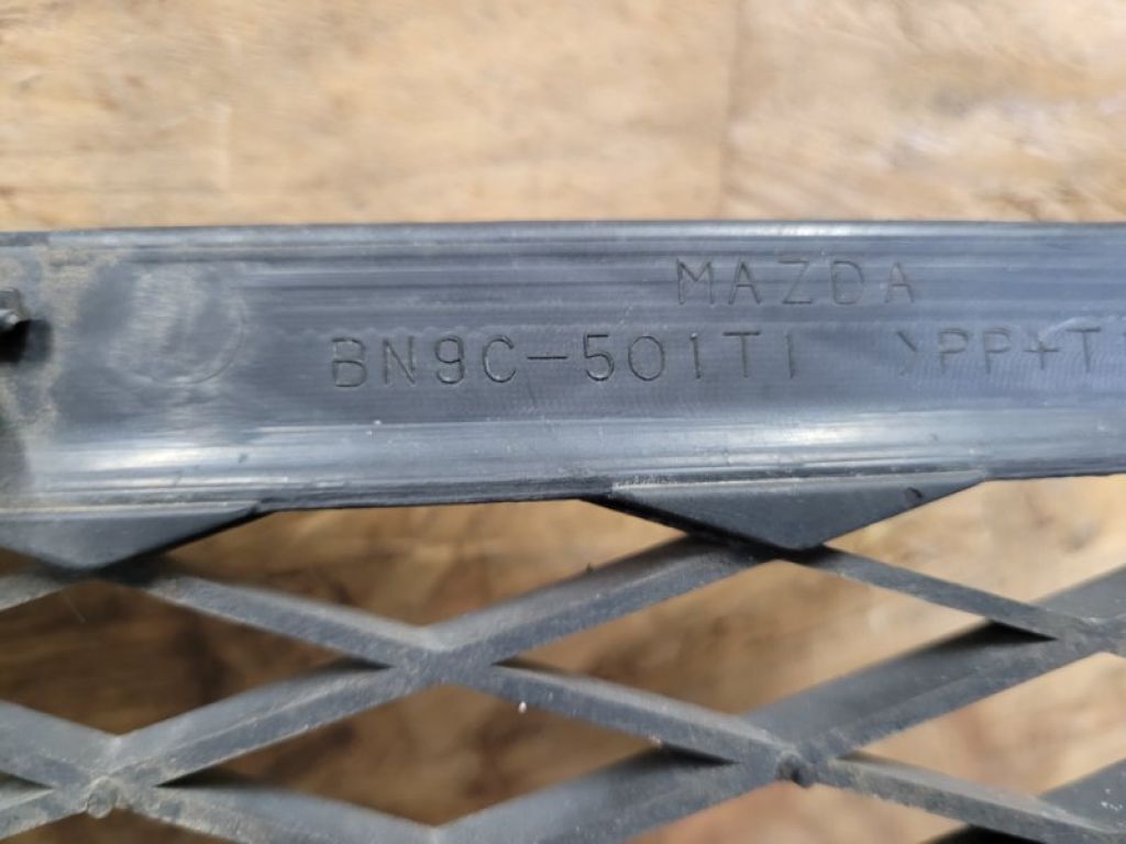 BN9C-50-1T1A | Решітка переднього бампера MAZDA 3 BK 03-08 - Фото 5