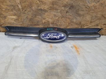 Решітка радіатора FORD FOCUS 10-18