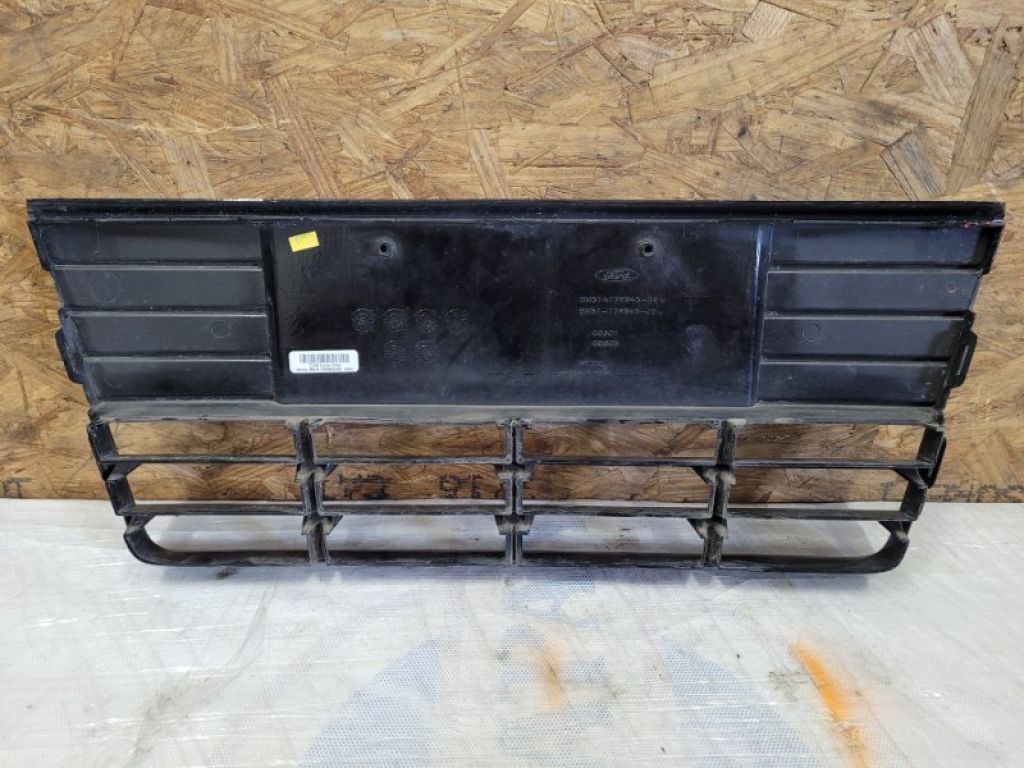 BM5Z-17K945-GA | Решітка переднього бампера FORD FOCUS 10-18 - Фото 3