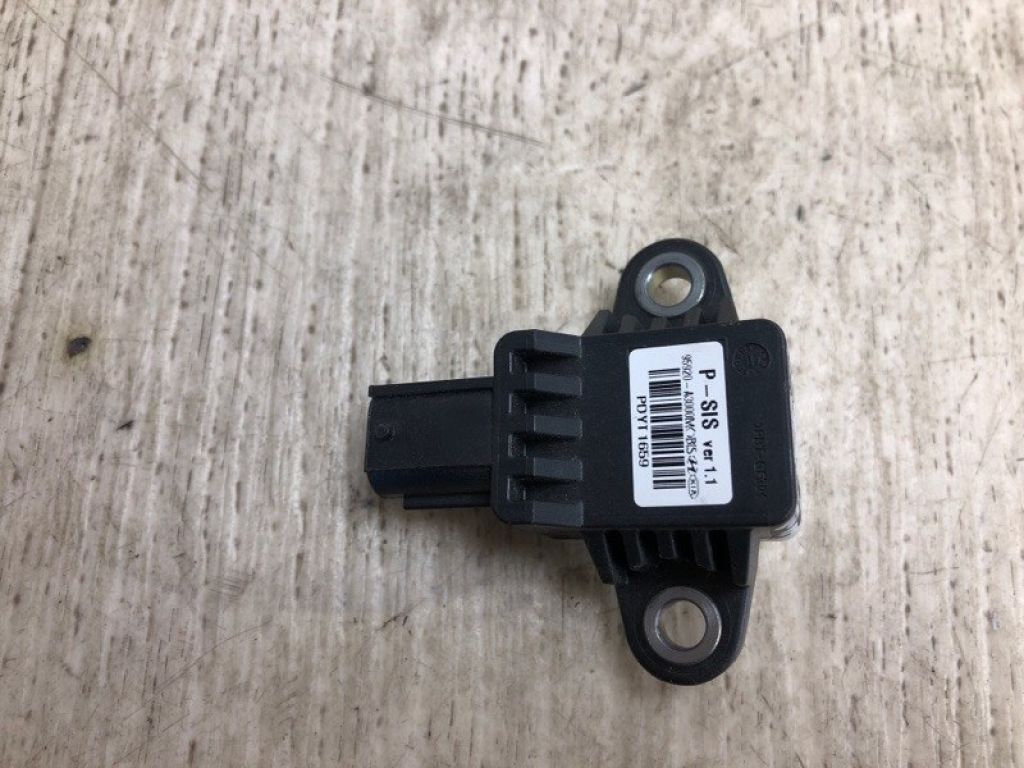 95920-A3000 | Датчик удара KIA FORTE YD 12- - Фото 2