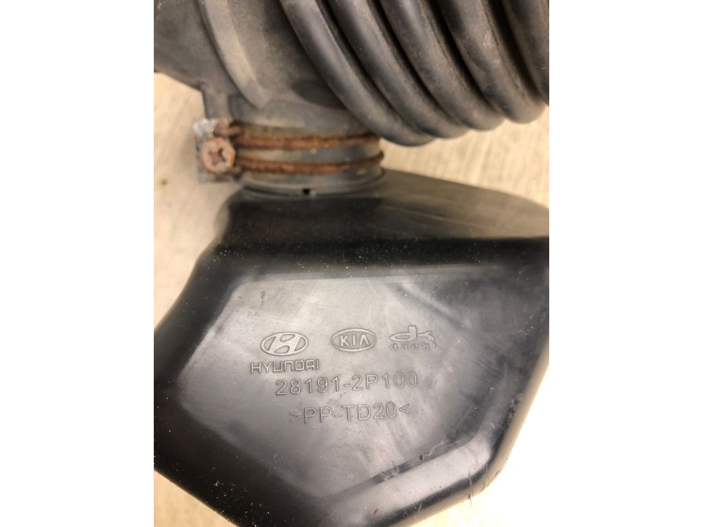 28138-1U100 | патрубок повітряного фільтра KIA SORENTO XM 09-14 - Фото 10