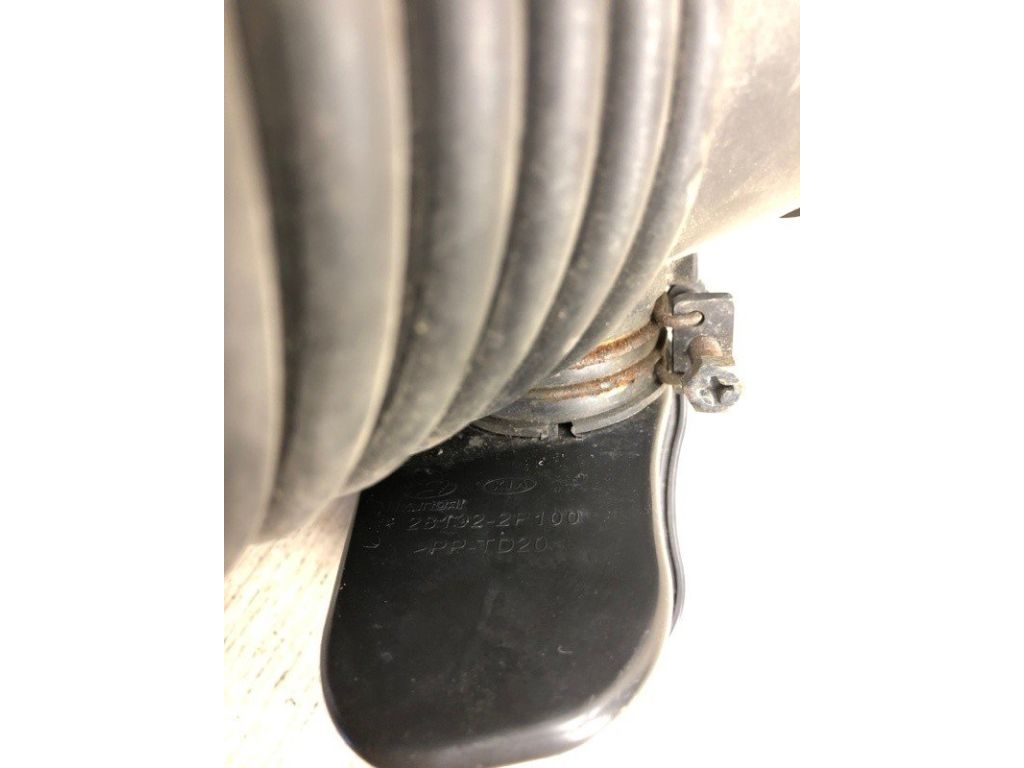 28138-1U100 | патрубок повітряного фільтра KIA SORENTO XM 09-14 - Фото 11