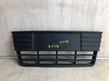 Решітка переднього бампера FORD FOCUS 10-18