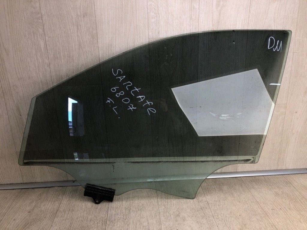 82410-2W060 | Скло дверей передн. лів. HYUNDAI SANTA FE (DM) 12-18