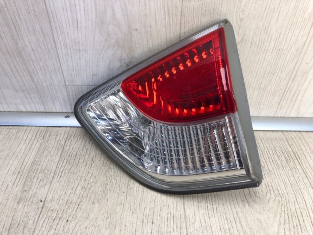 26550-3KA2A | Фонарь внутренний задн. прав. NISSAN PATHFINDER R52 12-21 - Фото 2