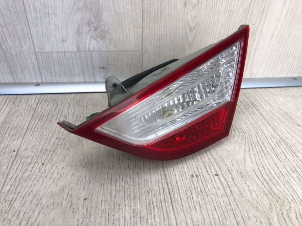 92404-3Q000 | Фонарь внутренний прав. HYUNDAI SONATA YF 10-14