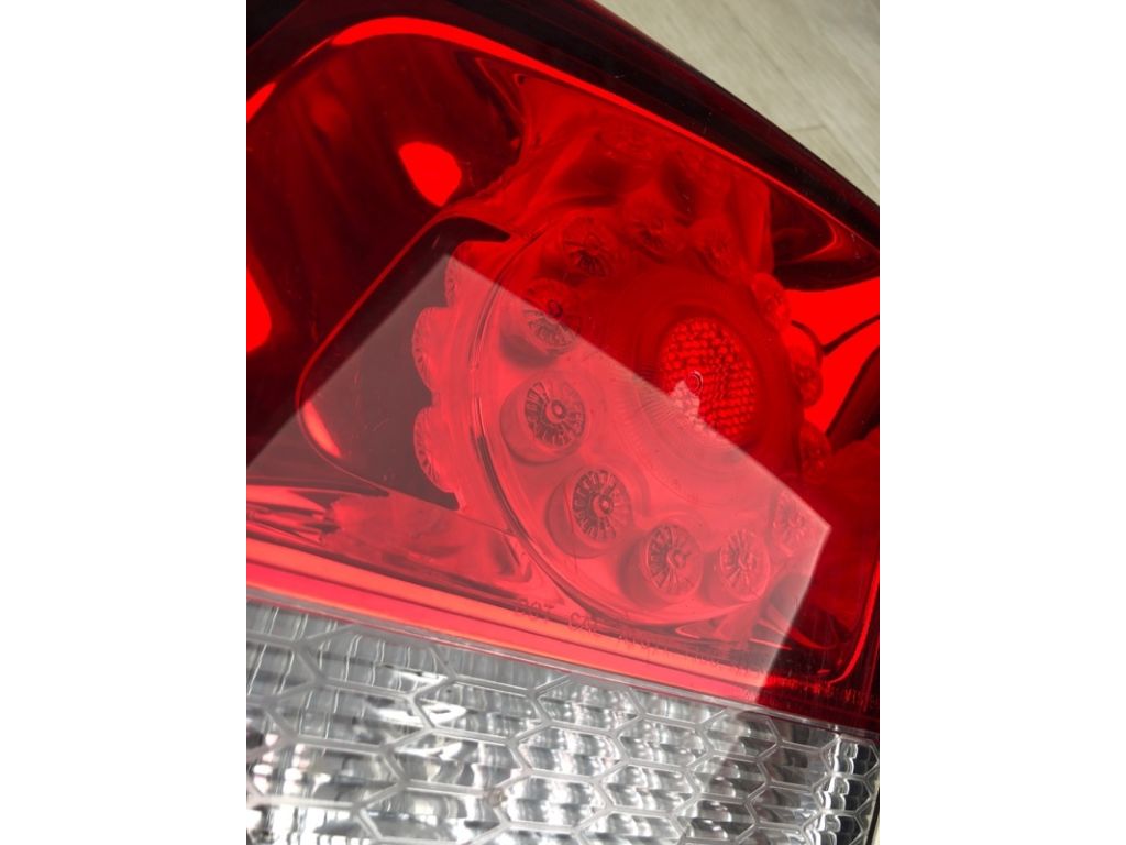 68078516AD | Фонарь внутренний прав. DODGE JOURNEY 08-20 - Фото 3