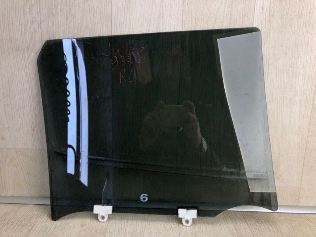 82301-1KA1A | Стекло двери задн. лев. NISSAN JUKE 10-19 - Фото 2