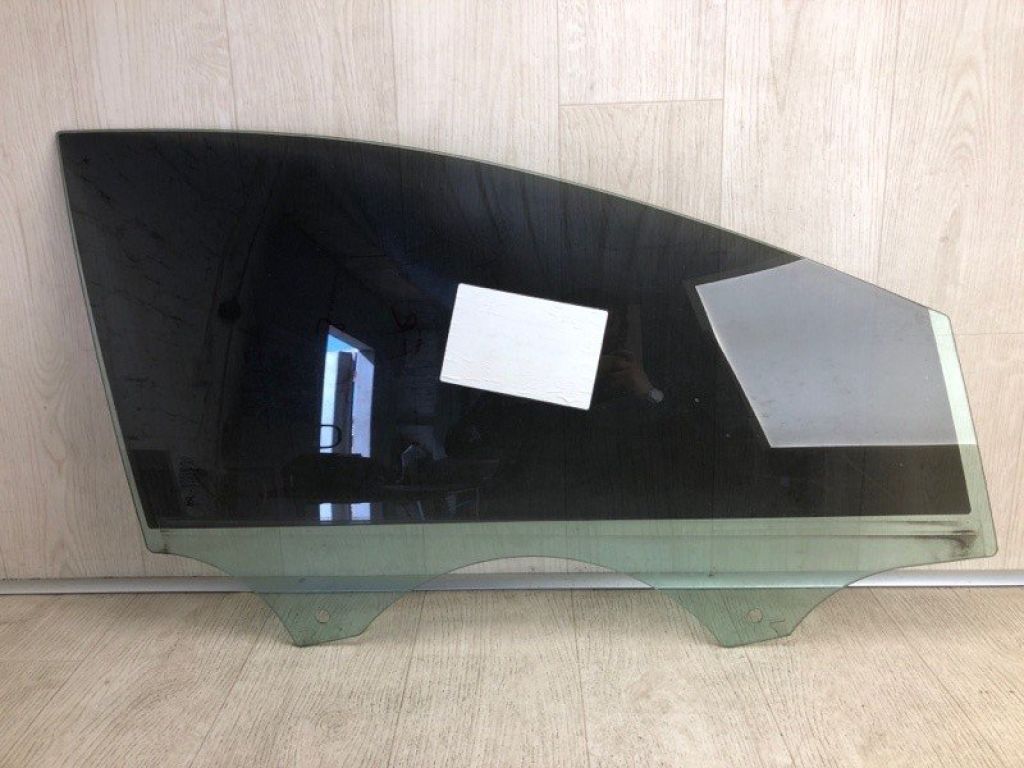 CV6Z-5821410-A | Стекло двери передн. прав. FORD FOCUS 10-18