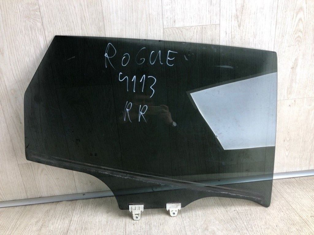 82300-JM01A | Стекло двери задн. прав. NISSAN ROGUE 08-15