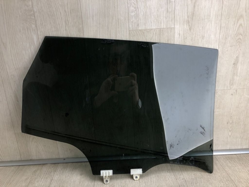 82301-JM01A | Скло дверей задн. лів. NISSAN ROGUE 08-15 - Фото 2