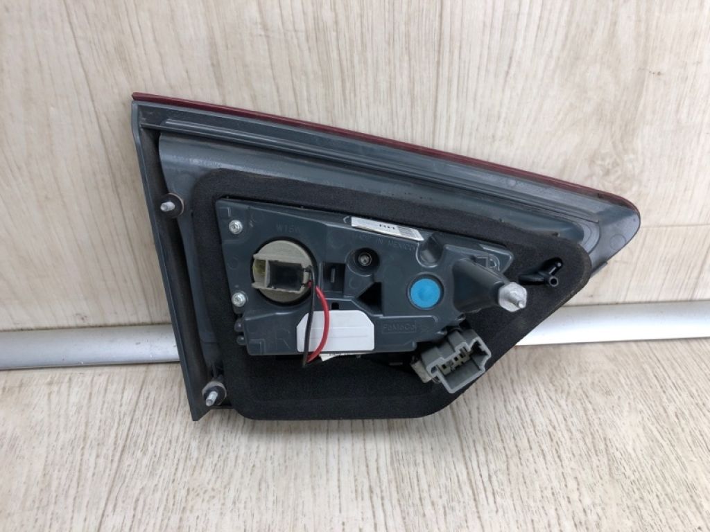 DS7Z-1340-4A | Ліхтар внутрішній прав. FORD FUSION 14- - Фото 3