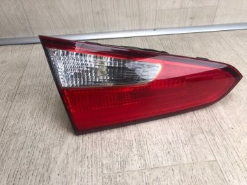 Ліхтар внутрішній лів. KIA FORTE YD 12-