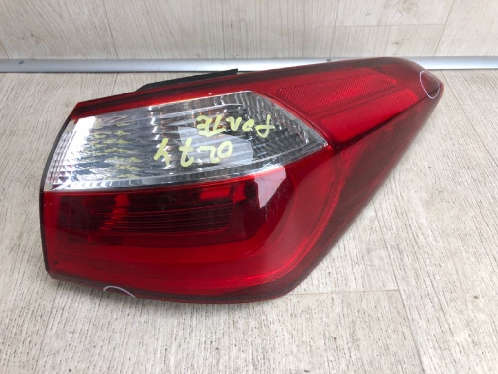 92402-A7000 | Фонарь наружный прав. KIA FORTE YD 12-