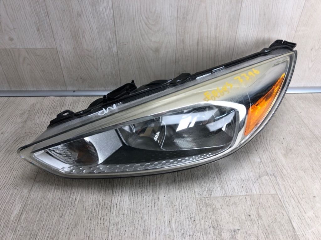 F1EZ-13008-GT | Фара лев. FORD FOCUS 10-18