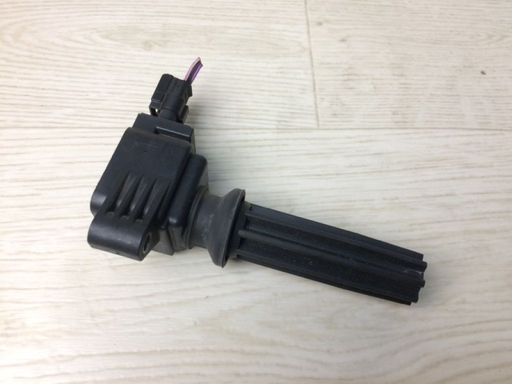 CM5E-12A366-BC | Котушка запалювання FORD ESCAPE 12-19