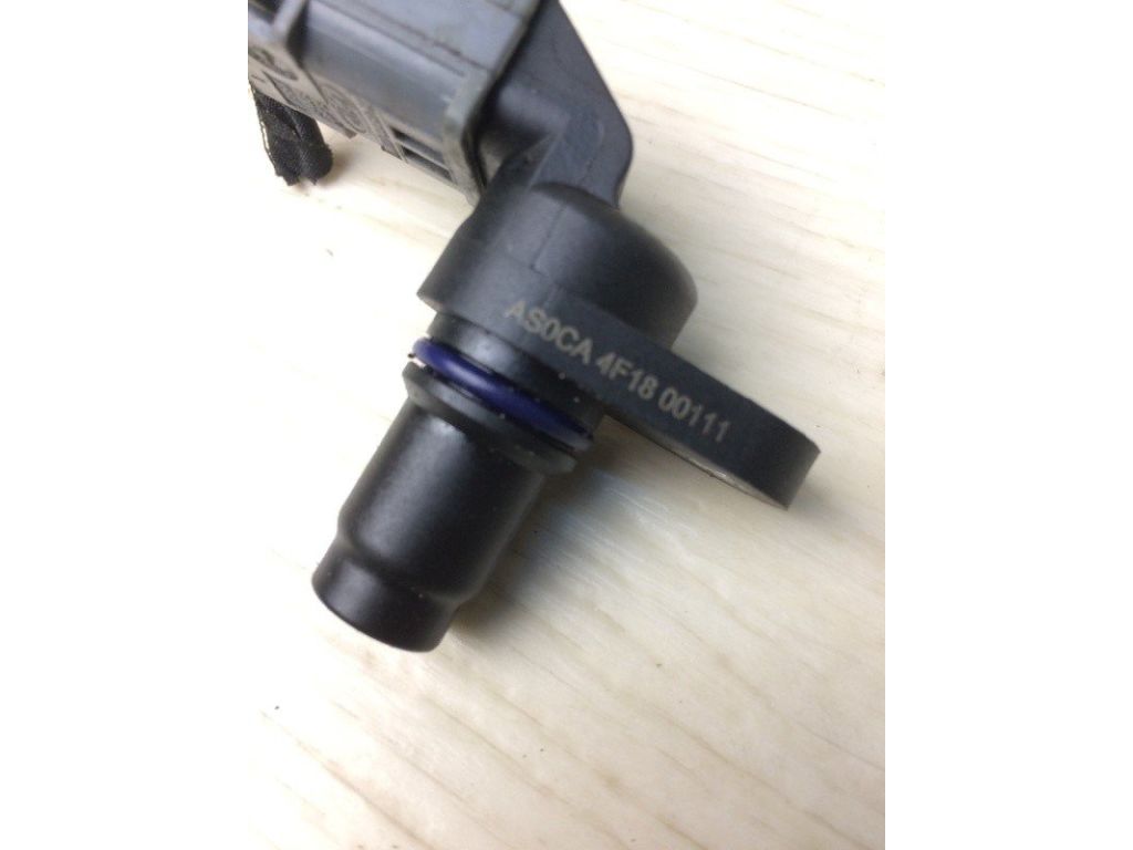 AS7Z-6B288-D | Датчик положення распредвала FORD ESCAPE 12-19 - Фото 3