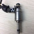 BB5Z-9F593-B | Форсунка топливная FORD ESCAPE 12-19 - Превью 2