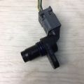 AS7Z-6B288-A | Датчик положения распредвала FORD FOCUS 10-18 - Превью 2