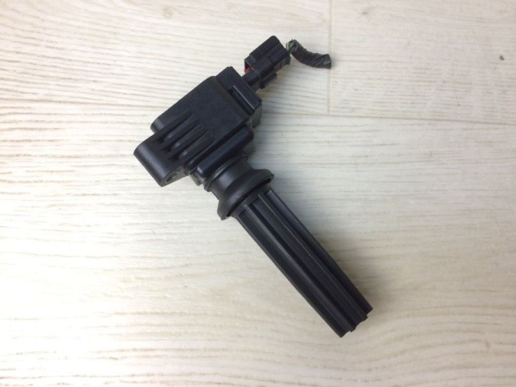 CM5Z-1202-9A | Катушка зажигания FORD FOCUS 10-18