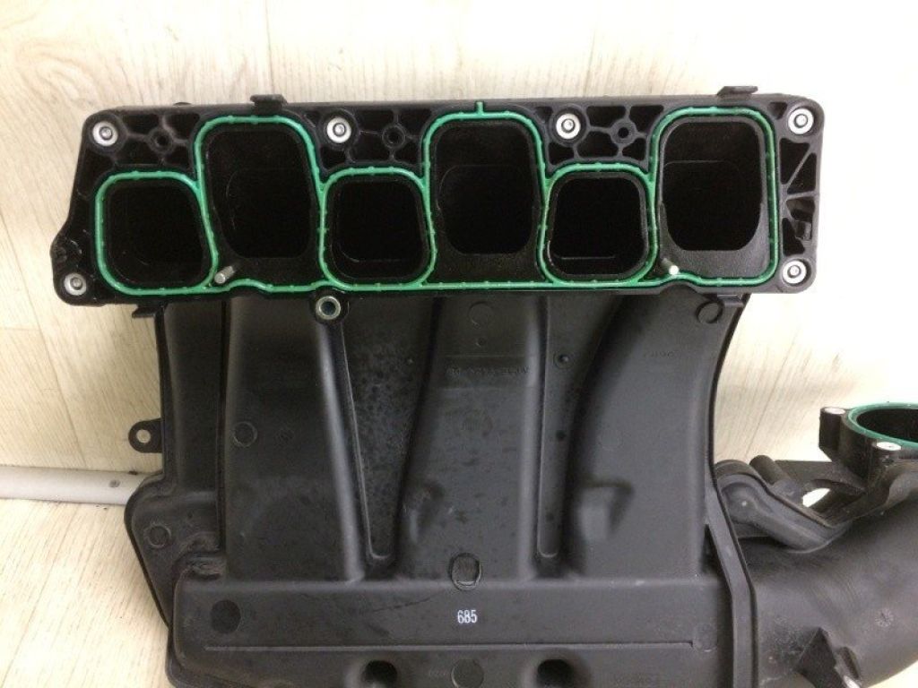 AT4Z-9424-A | Коллектор впускной FORD EDGE 06-14 - Фото 4