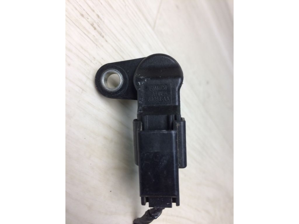 AT4Z-6B288-A | Датчик положения распредвала FORD EDGE 06-14 - Фото 3